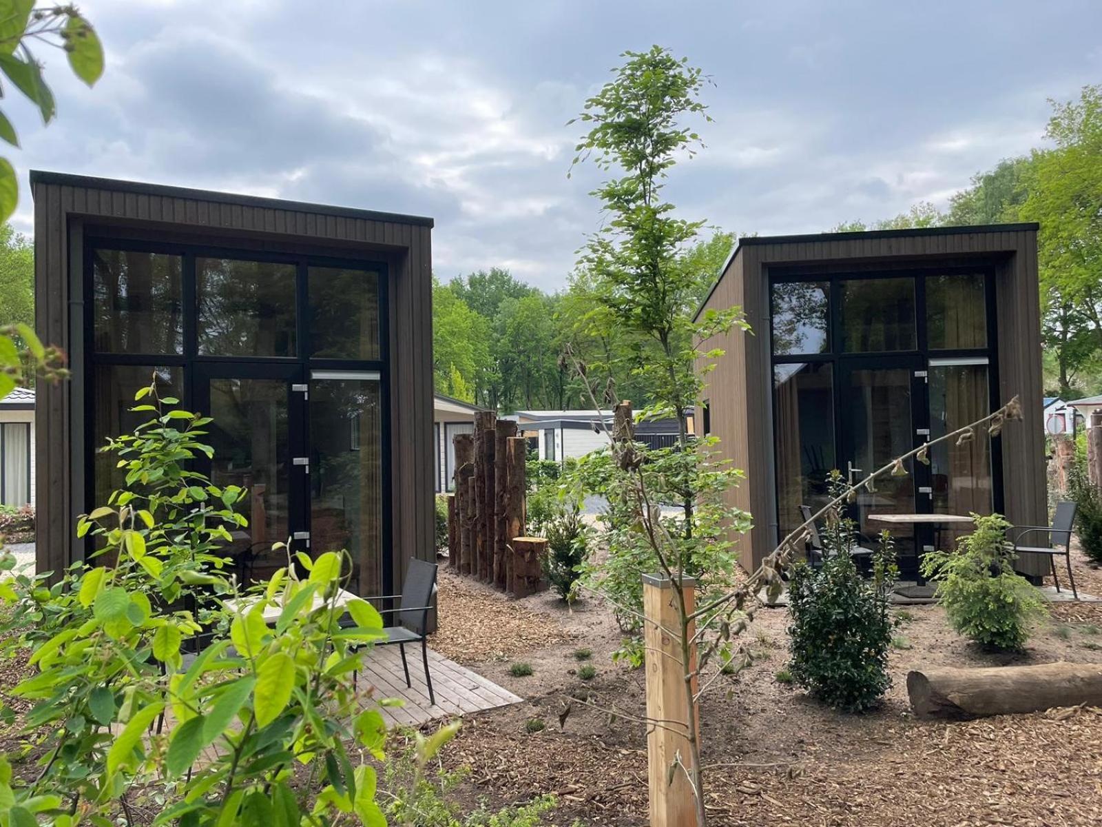 Camping De Vinkenkamp Lieren Room photo