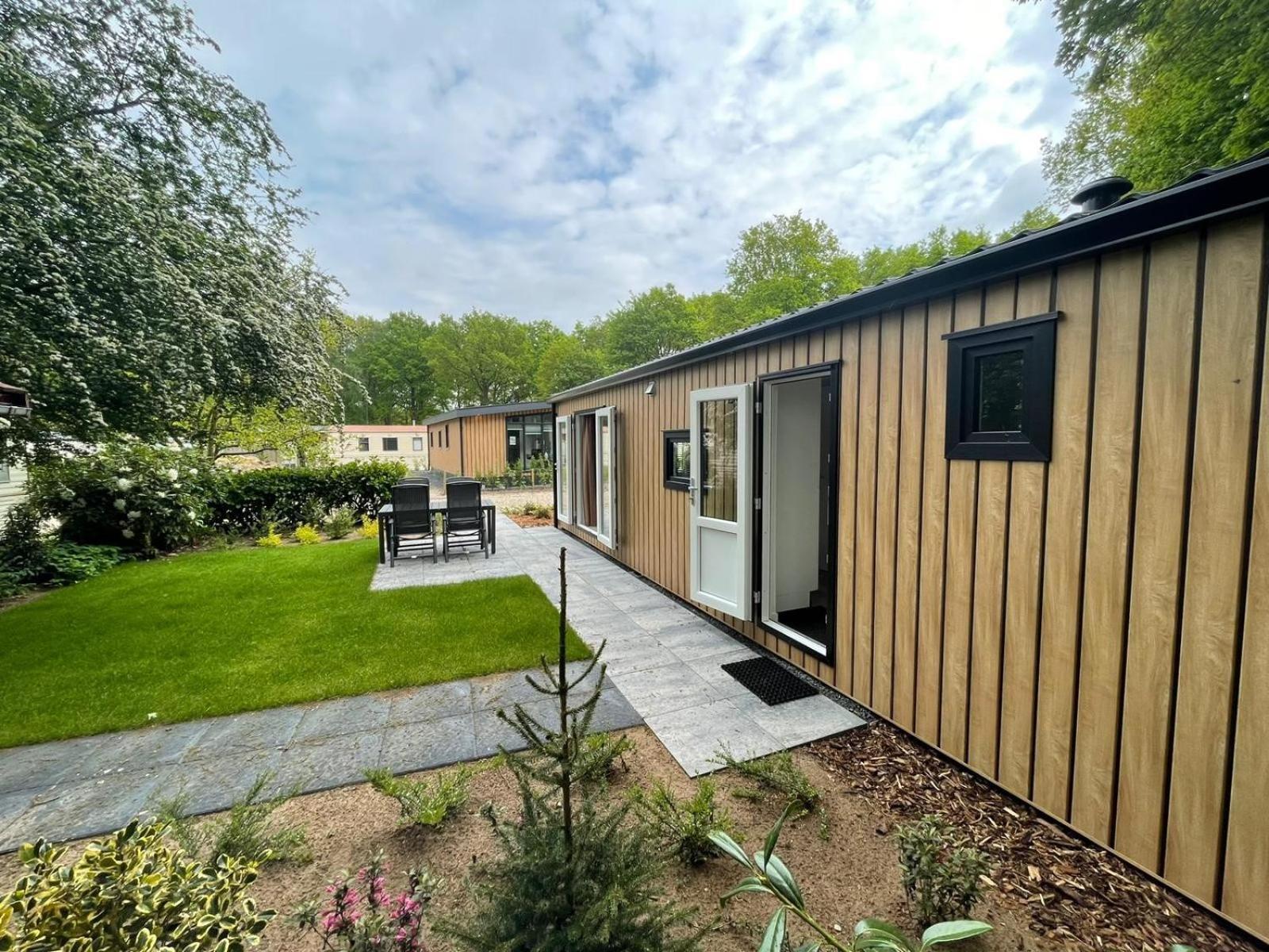 Camping De Vinkenkamp Lieren Exterior photo